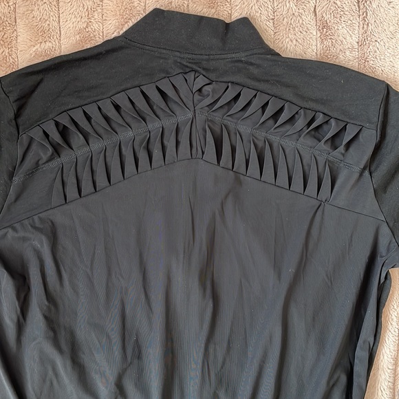 Victoria’s Secret mesh-back jacket medium - Picture 4 of 8